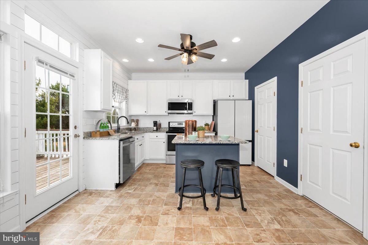 WEST FIELDS - Residential