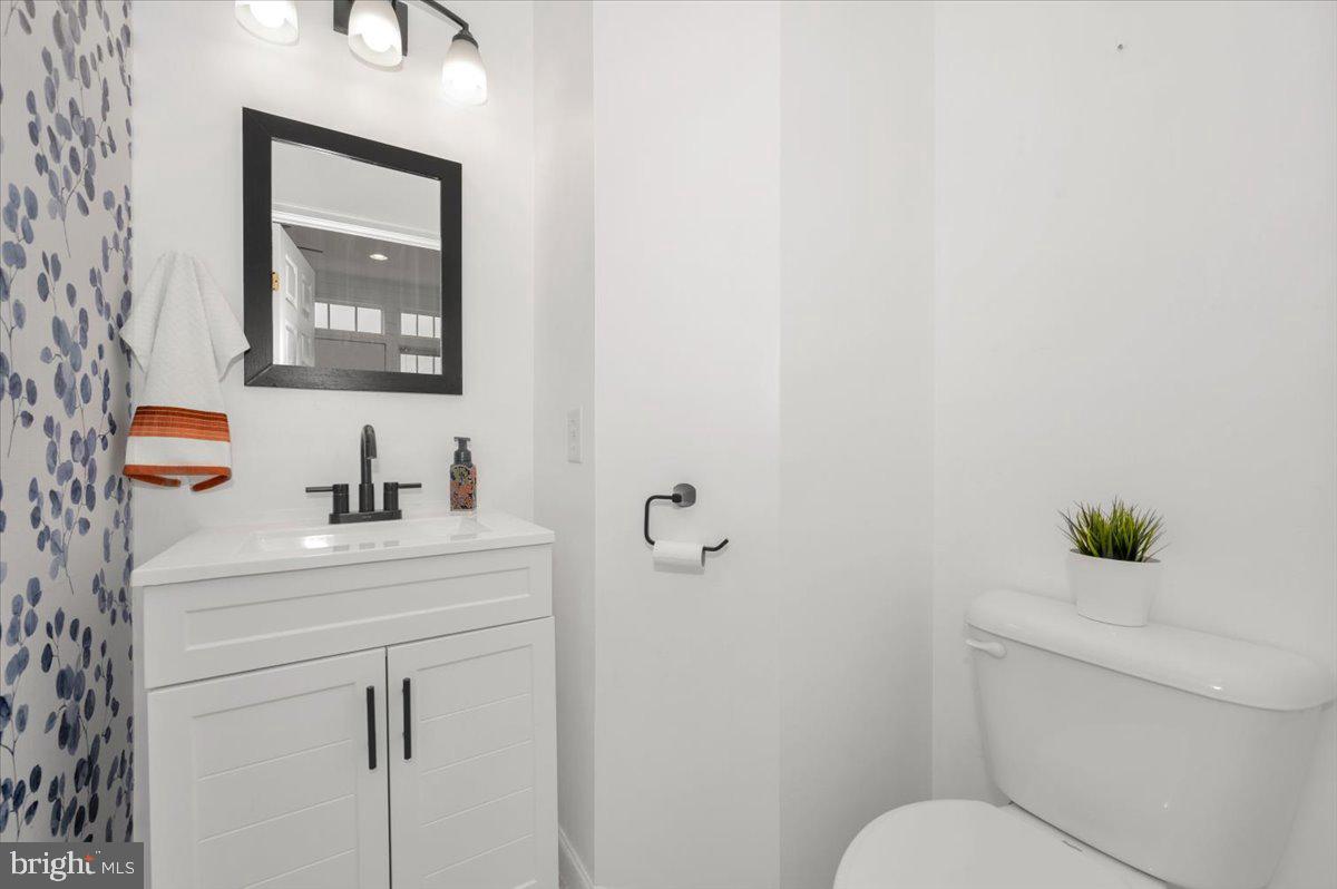 WEST FIELDS - Residential