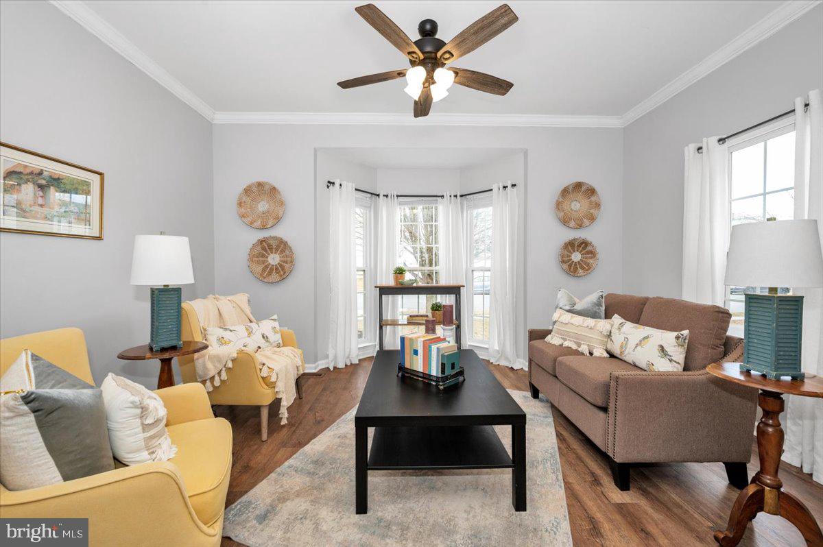 WEST FIELDS - Residential