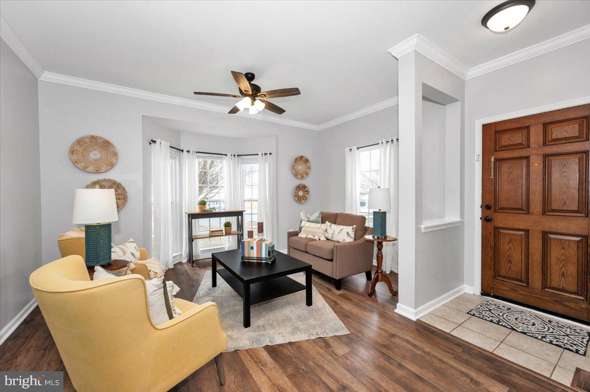 WEST FIELDS - Residential