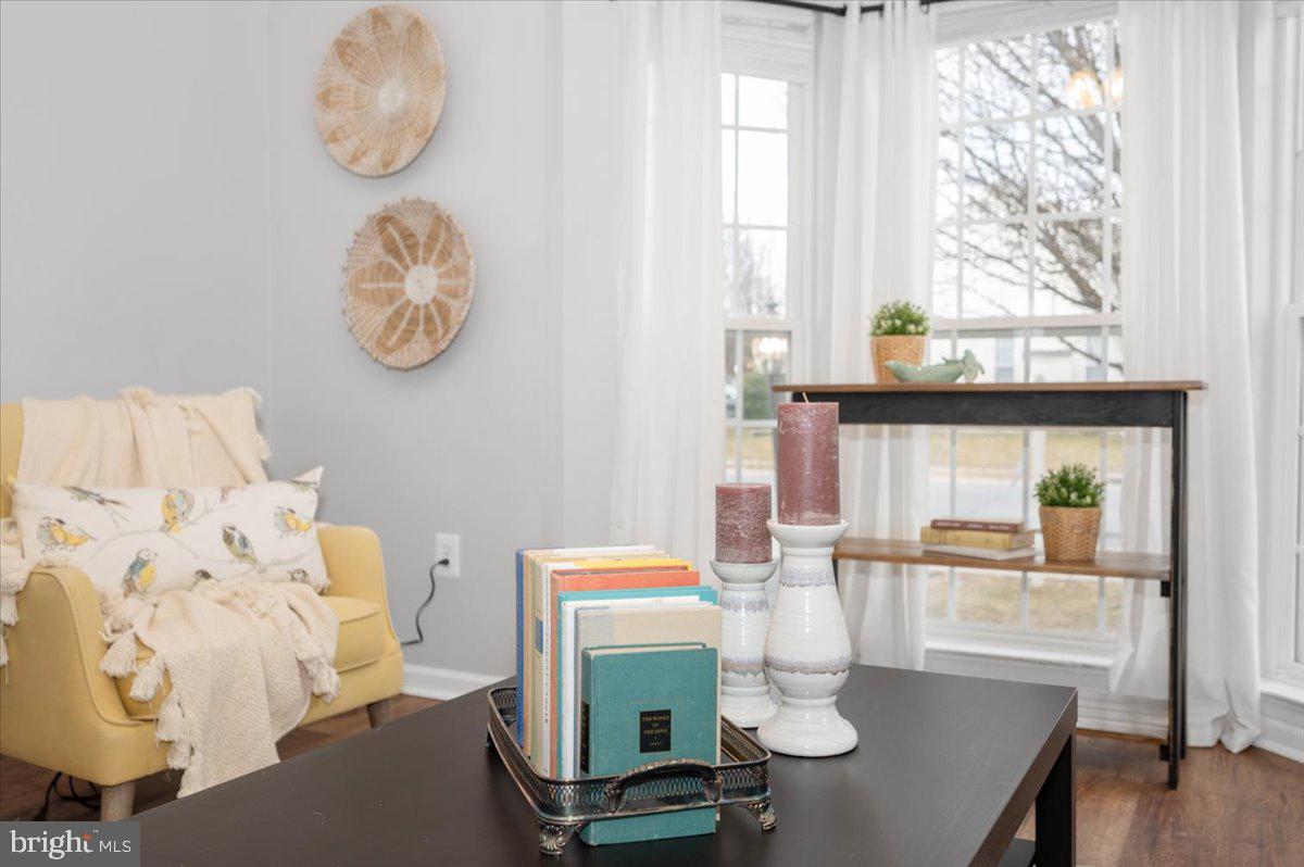 WEST FIELDS - Residential