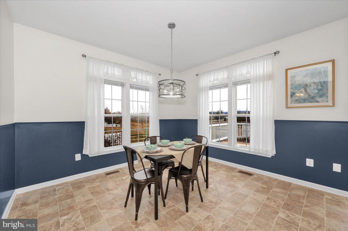 WEST FIELDS - Residential