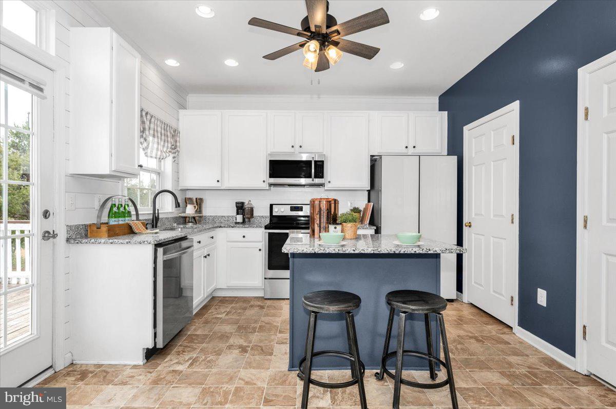 WEST FIELDS - Residential