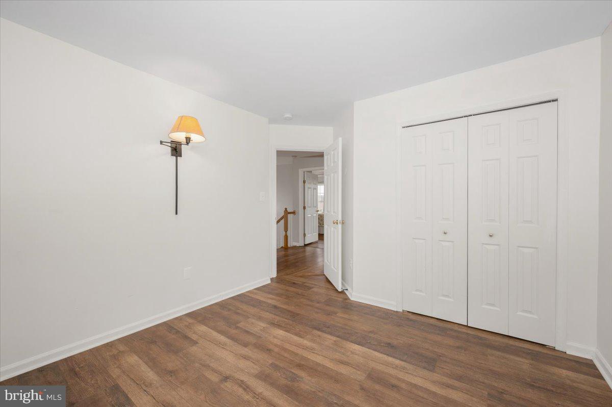 WEST FIELDS - Residential