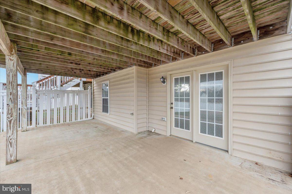 WEST FIELDS - Residential