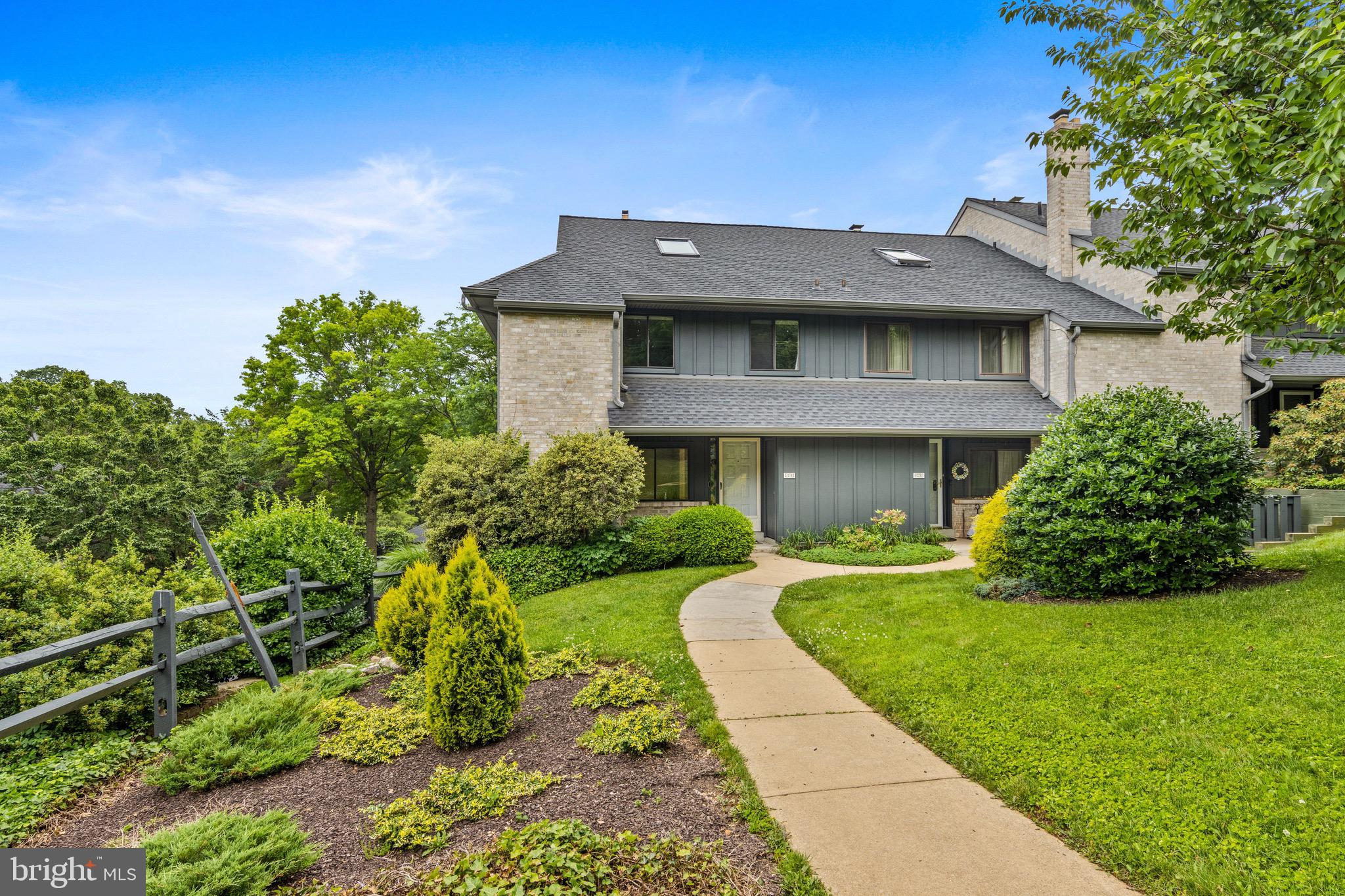 FOXWOOD - Residential