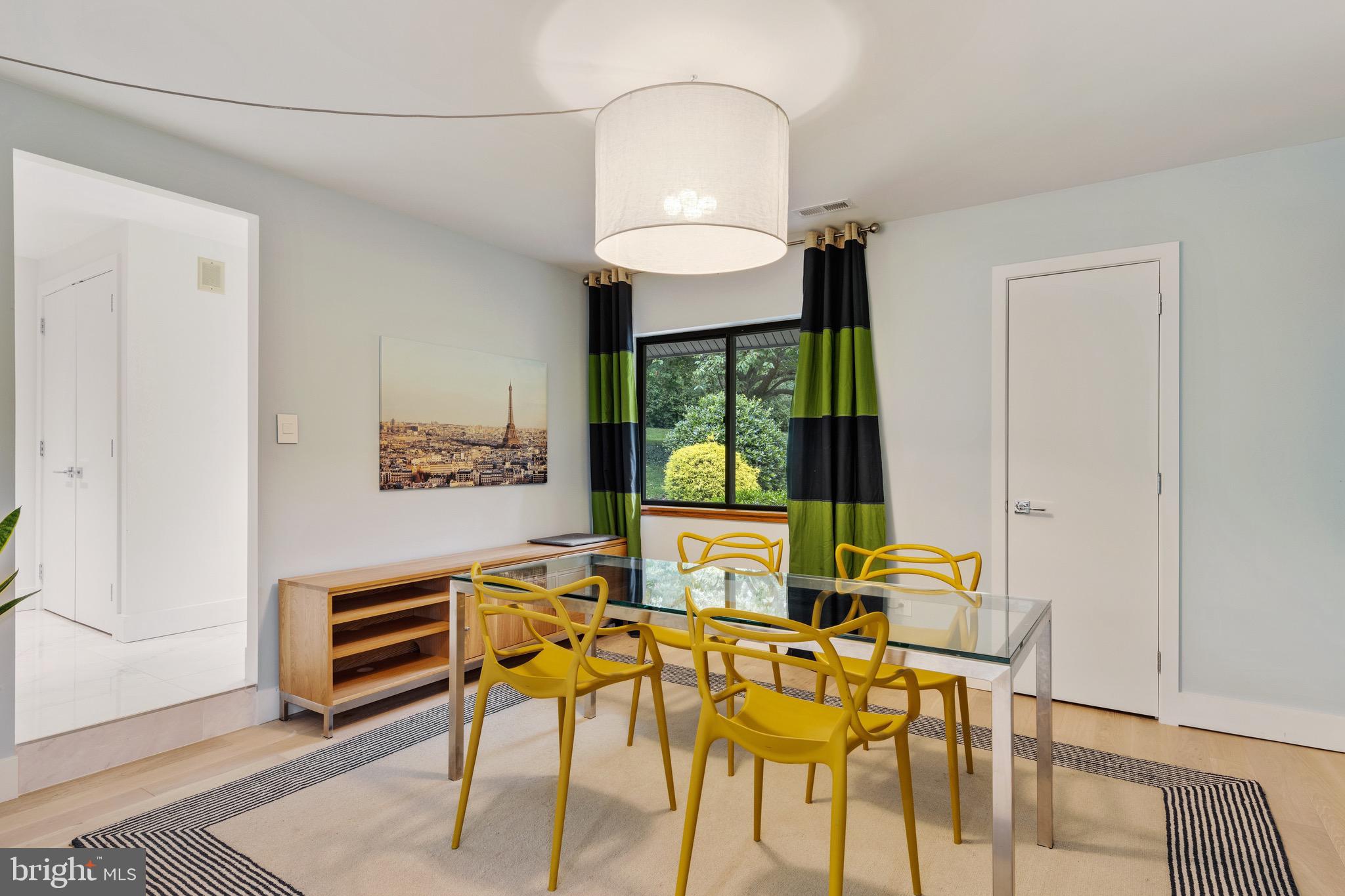 FOXWOOD - Residential