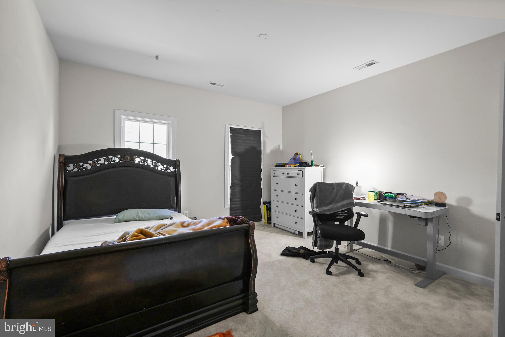 WOLF TRAP GREEN - Residential Lease