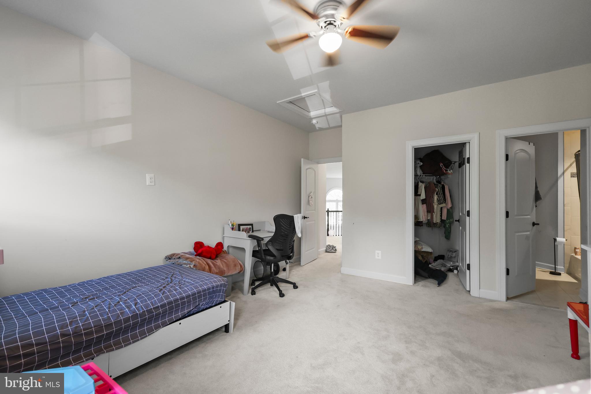 WOLF TRAP GREEN - Residential Lease