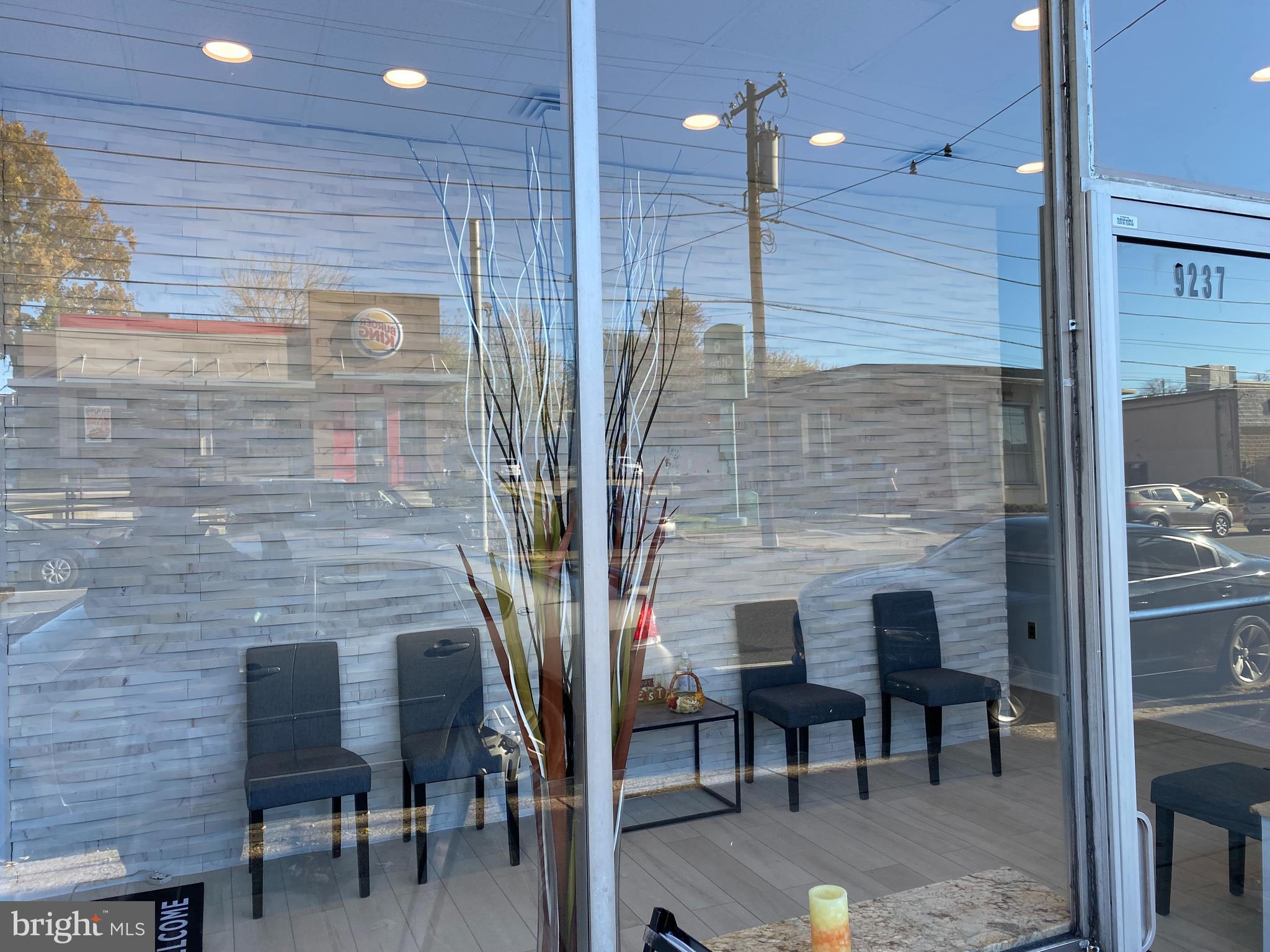 TORRESDALE - Commercial Sale
