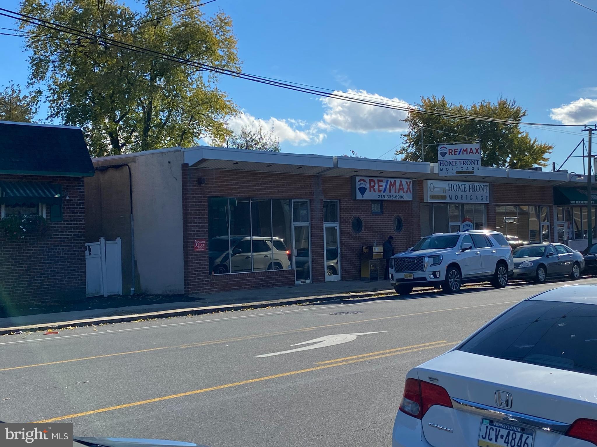 TORRESDALE - Commercial Sale