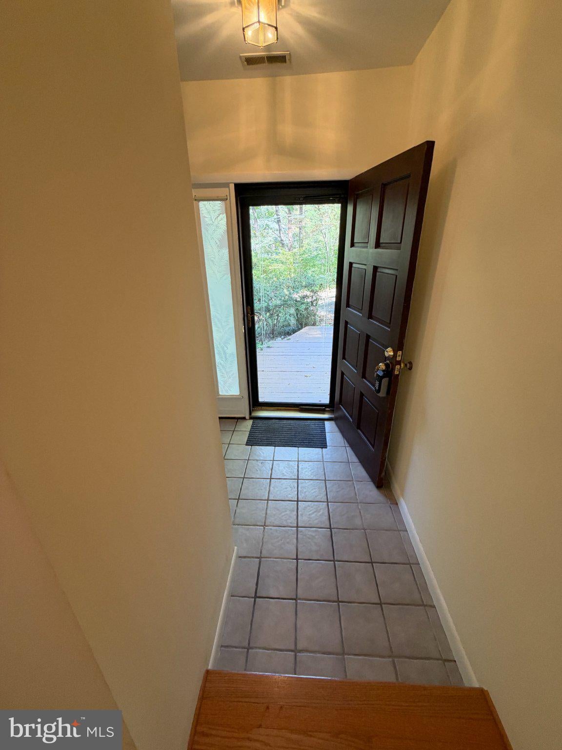 6103 EAGLES NEST COURT