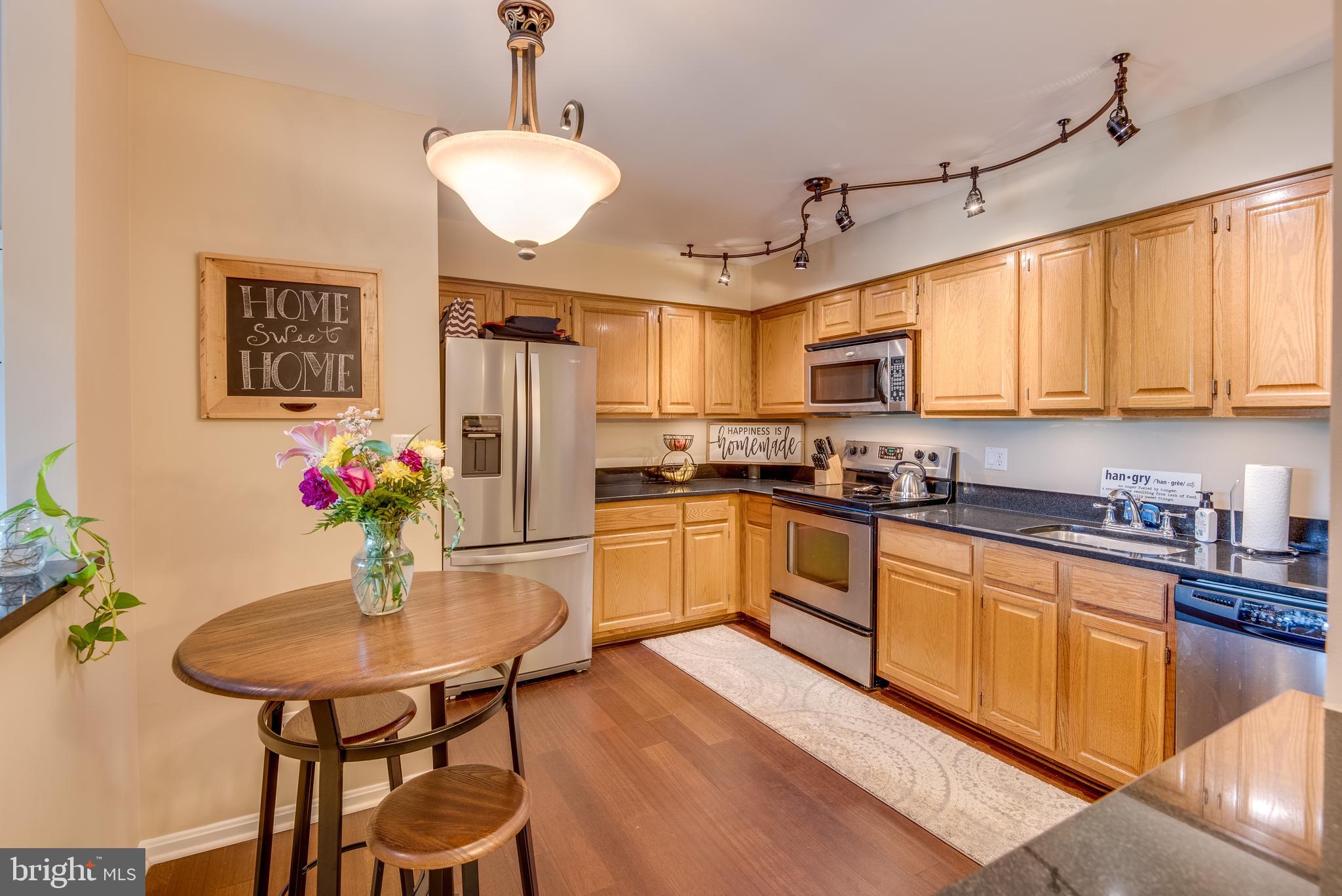 ADMIRAL REACH AT HARBOUR GATES - Residential