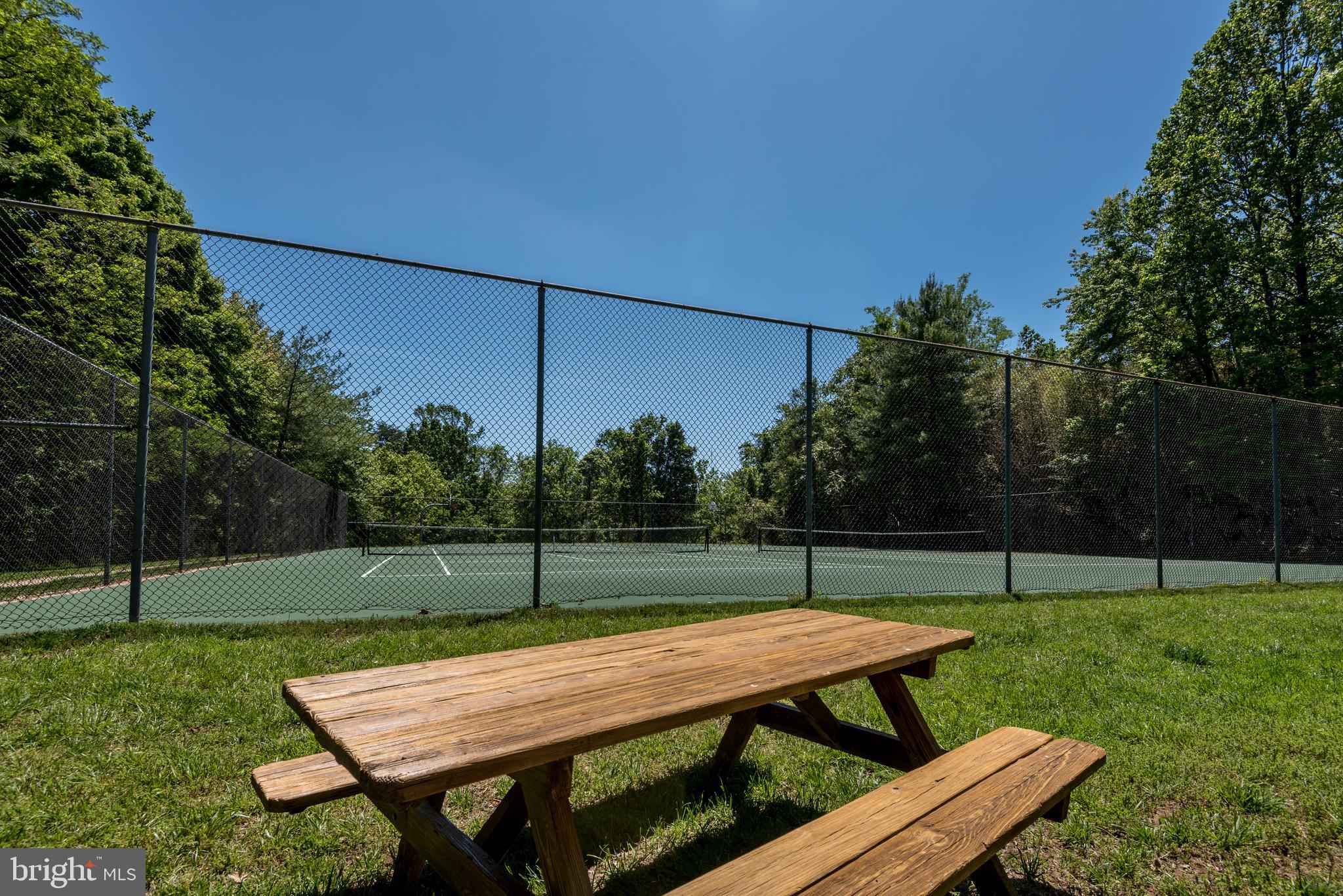 ADMIRAL REACH AT HARBOUR GATES - Residential