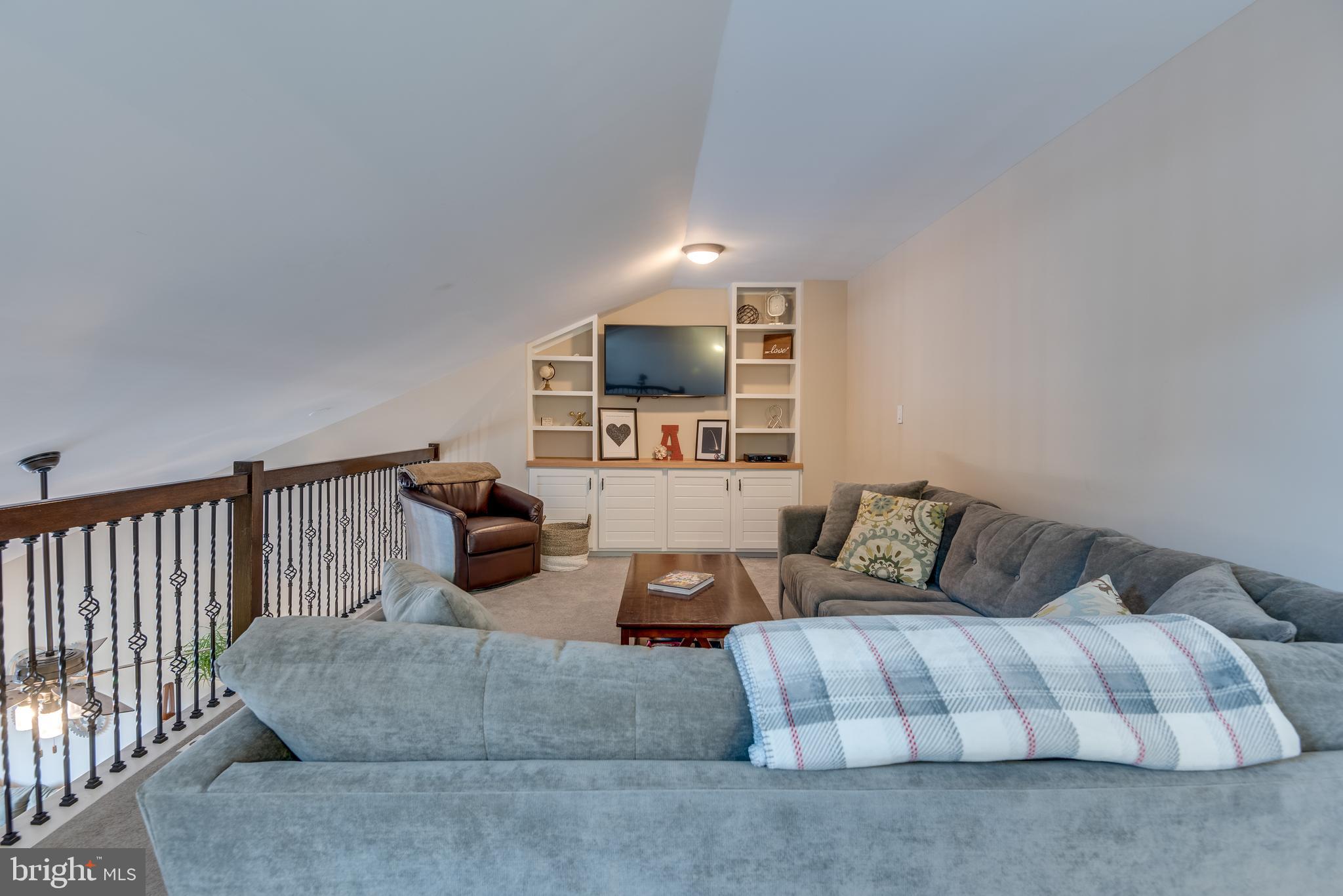 ADMIRAL REACH AT HARBOUR GATES - Residential