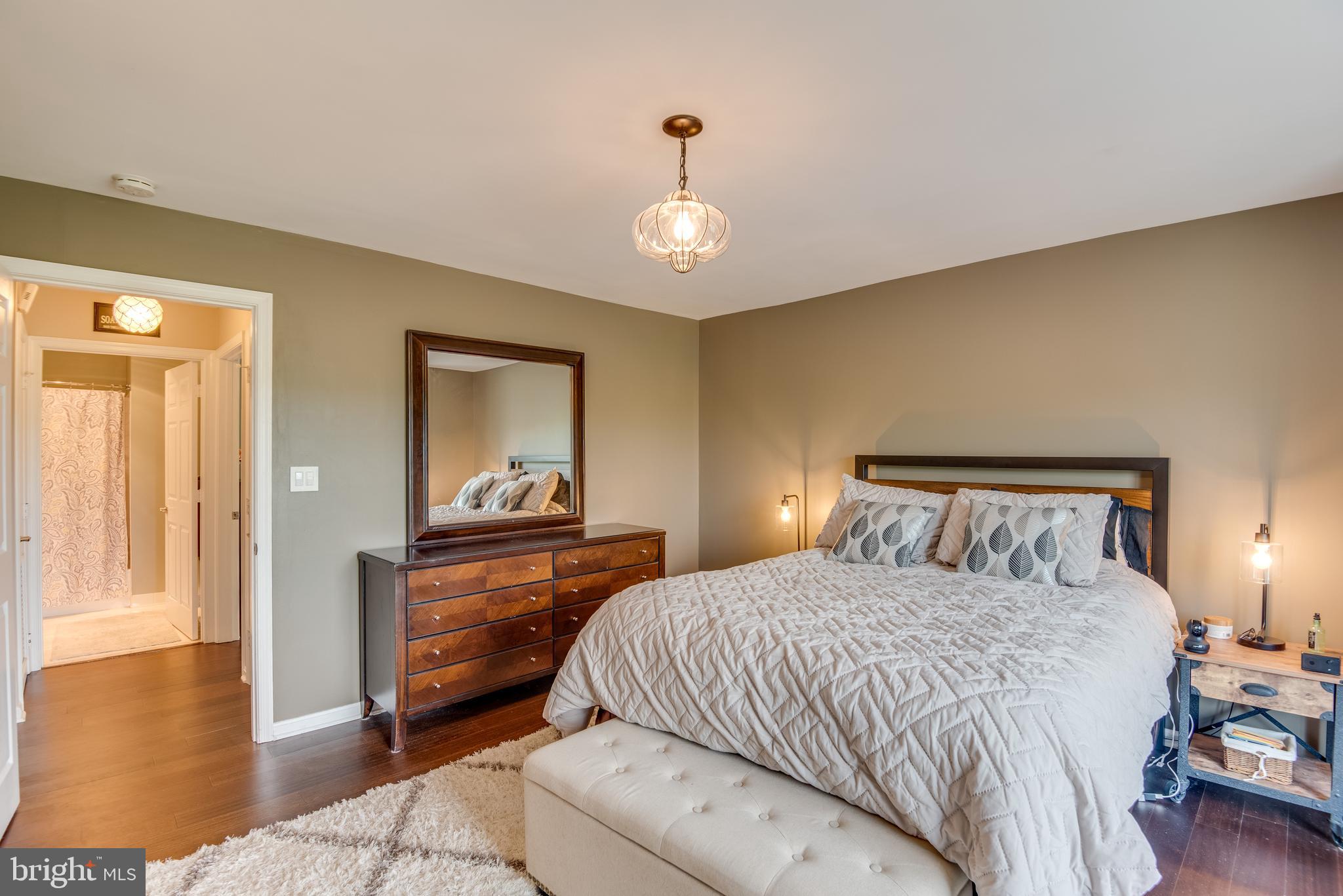 ADMIRAL REACH AT HARBOUR GATES - Residential