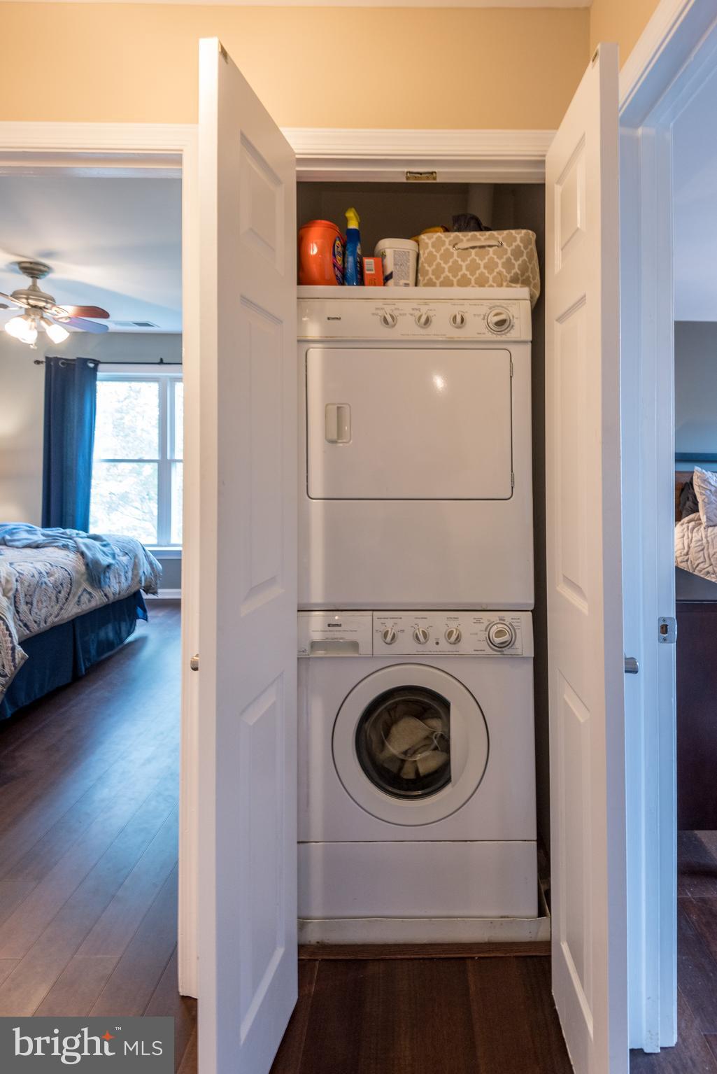 ADMIRAL REACH AT HARBOUR GATES - Residential