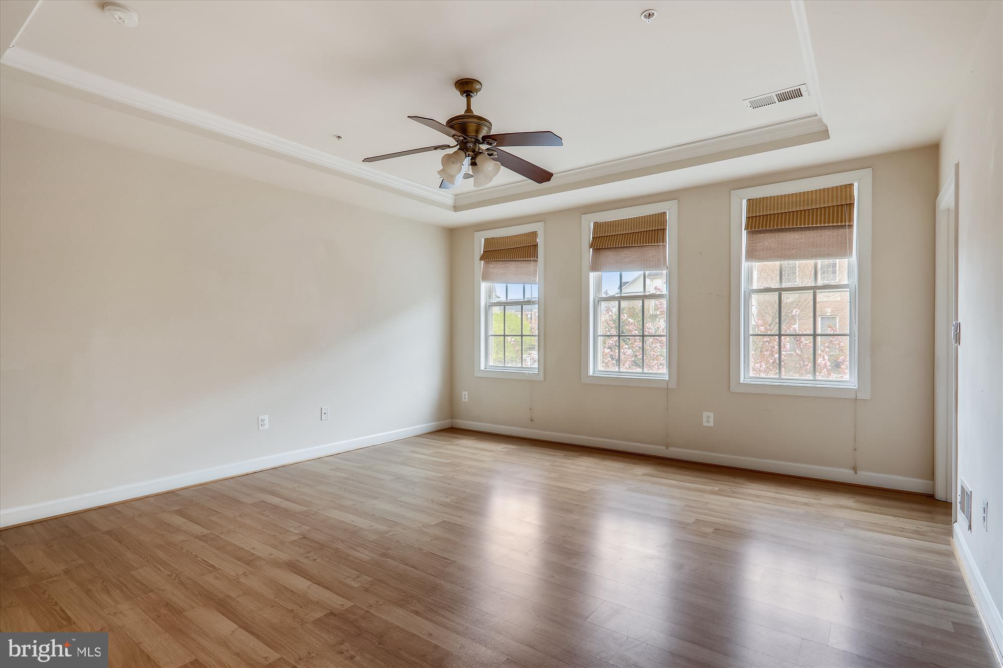 HIDDEN CREEK - Residential