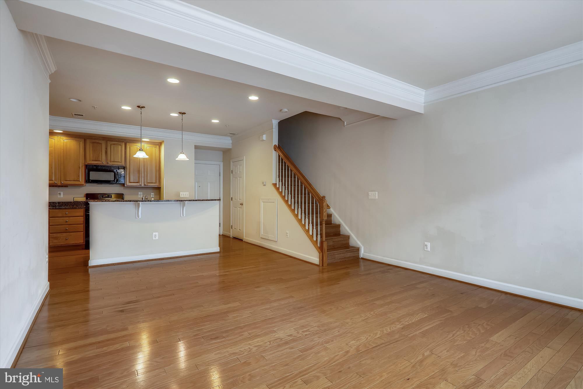 HIDDEN CREEK - Residential