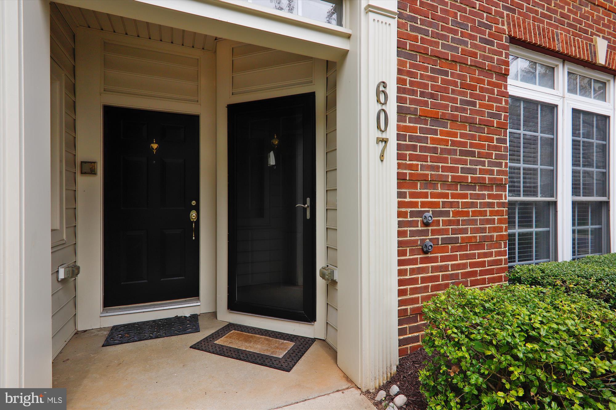 HIDDEN CREEK - Residential