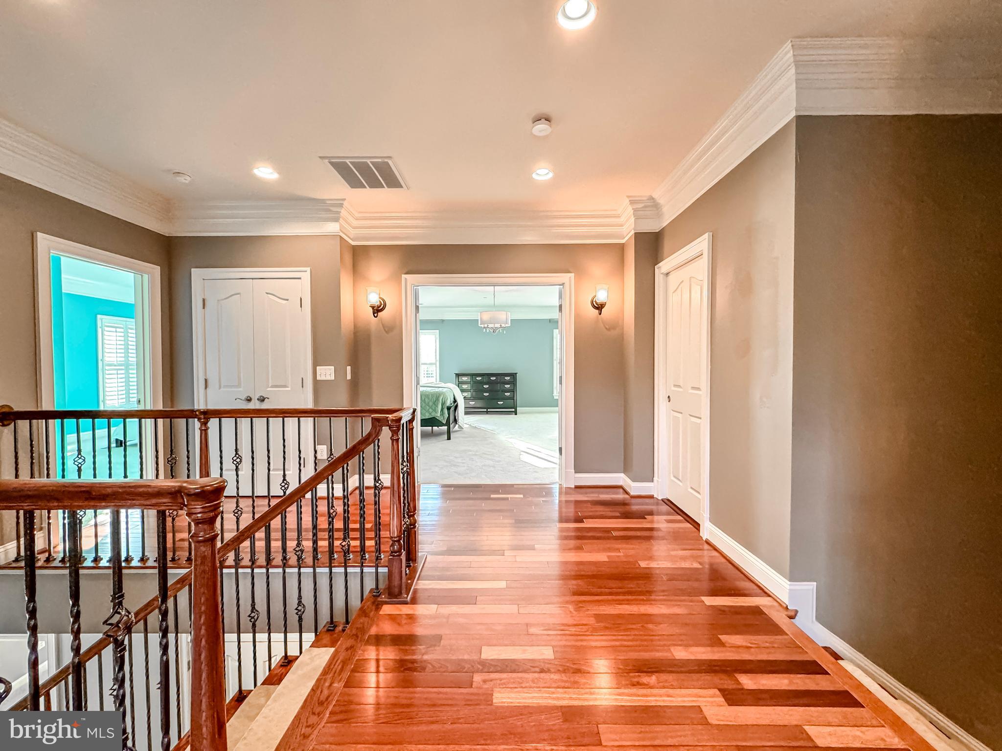 THE GLENS - Residential