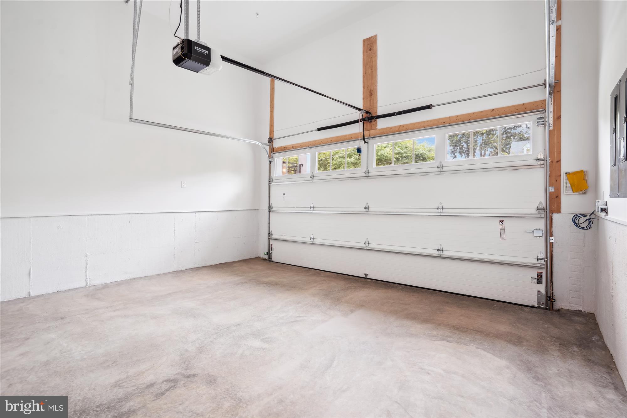 MERRIMACK PARK - Residential