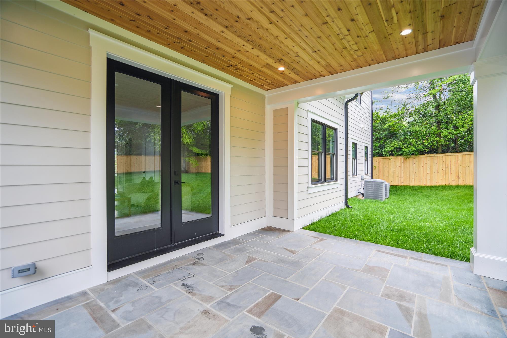 MERRIMACK PARK - Residential