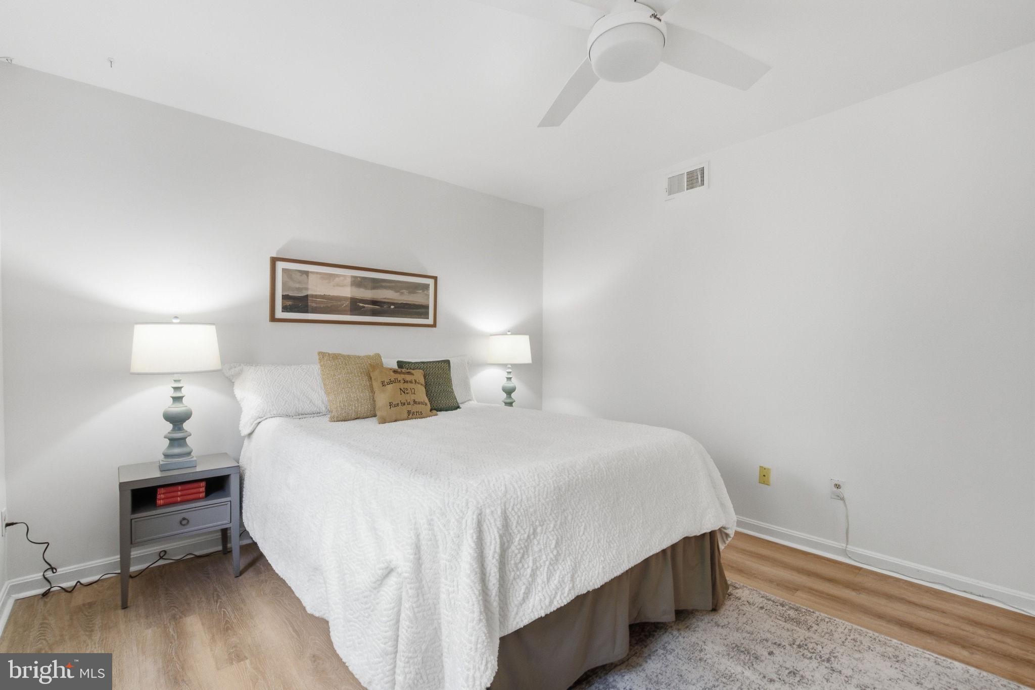 1728 N QUEENS LANE 3-181