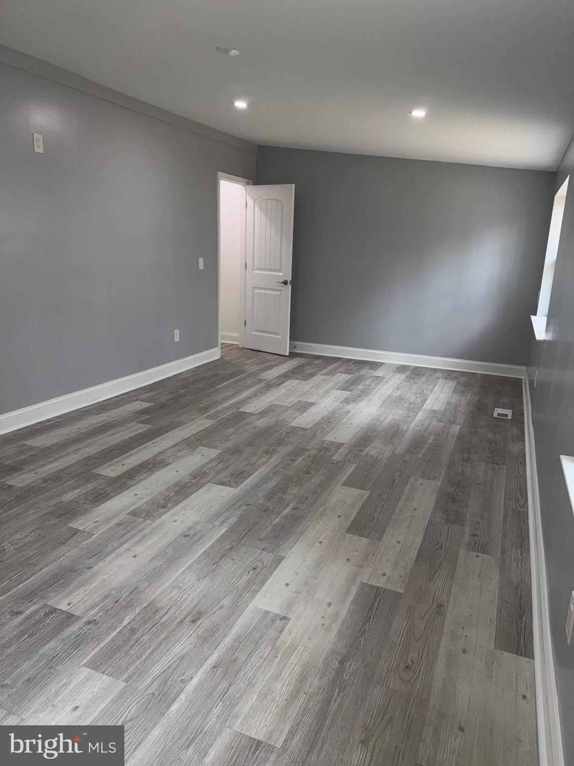 COVENTRY - Residential