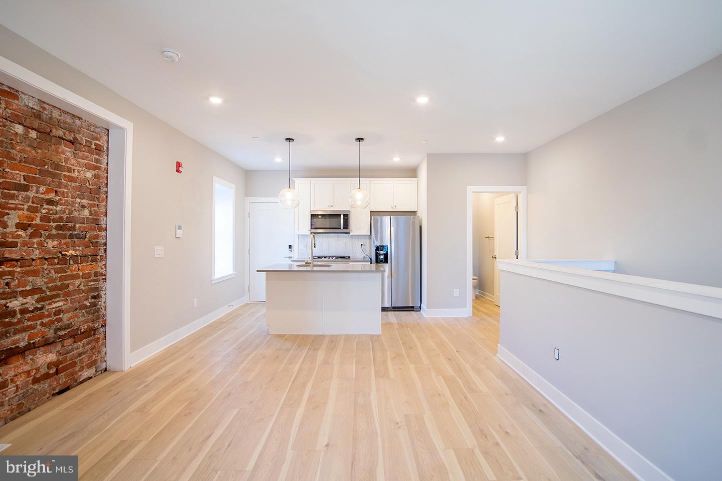 129 S 49TH STREET UNIT 1F