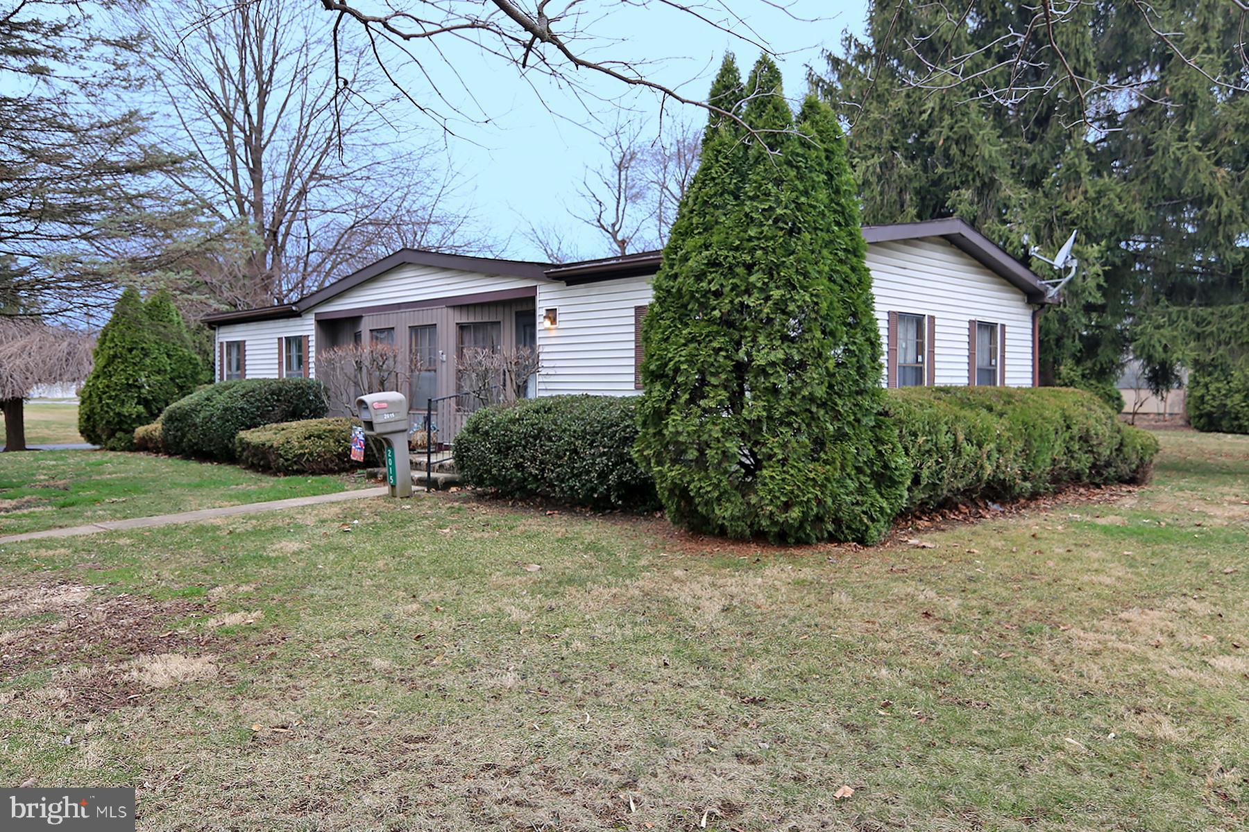 2015 E PENNSYLVANIA AVENUE