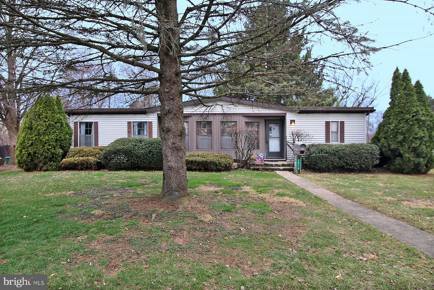 Ranch home on half acre in Cornwall Lebanon School District. Two bedrooms, 2 full baths, open kitchen, dining and living room concept. Nice sized Florida room with adjacent covered deck. Super large shed. Central air. Carpets just cleaned. Excellent condition and ready for you.