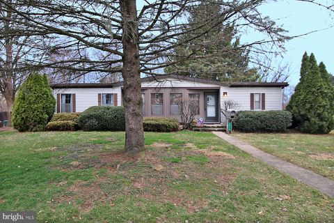 2015 E PENNSYLVANIA AVENUE LEBANON PA 17042