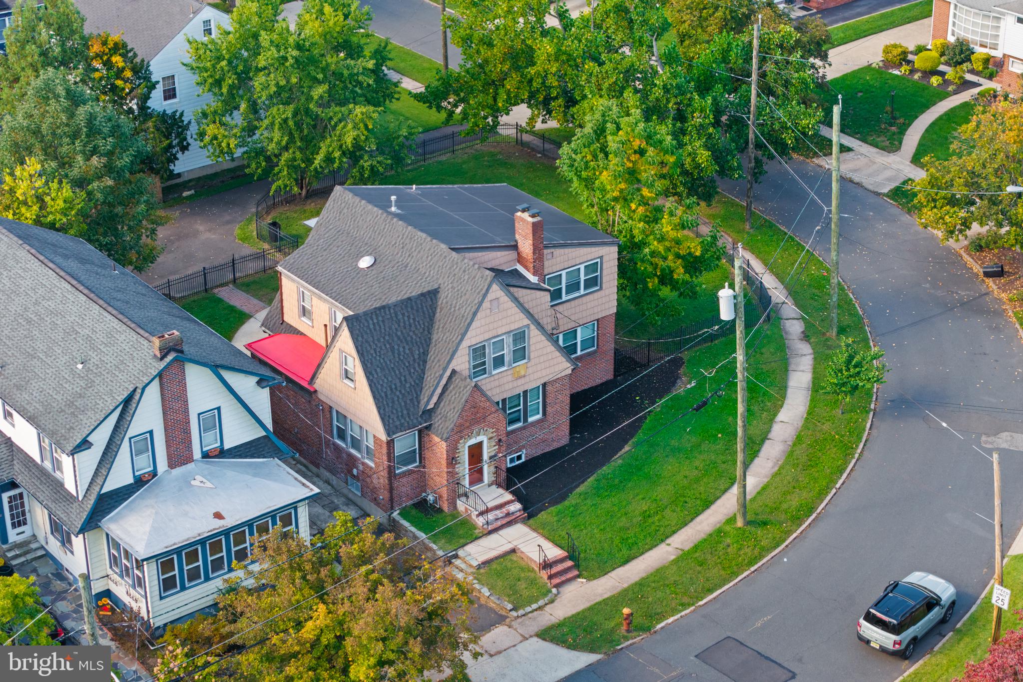7 ABERNETHY DRIVE