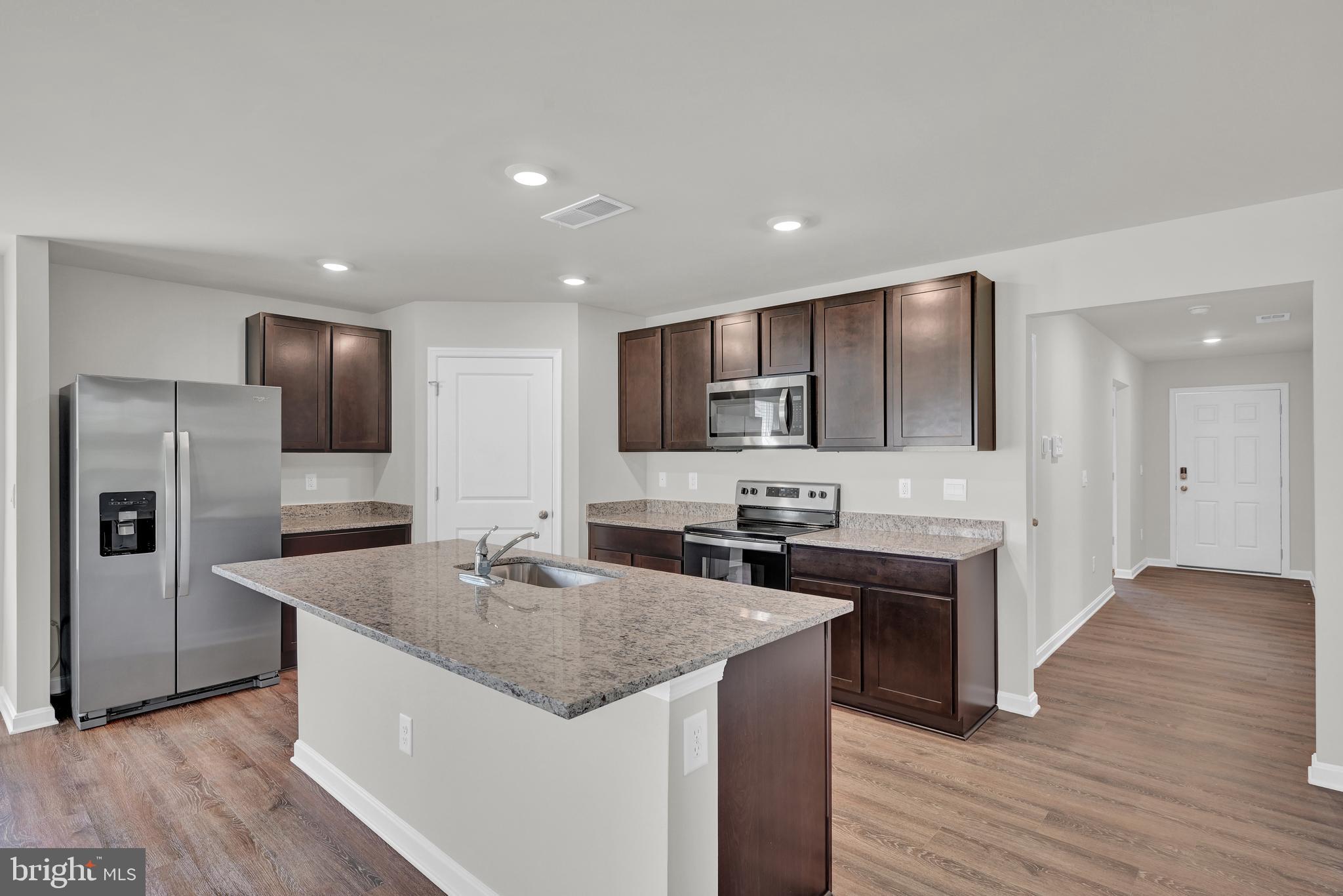 RED HILL - Residential