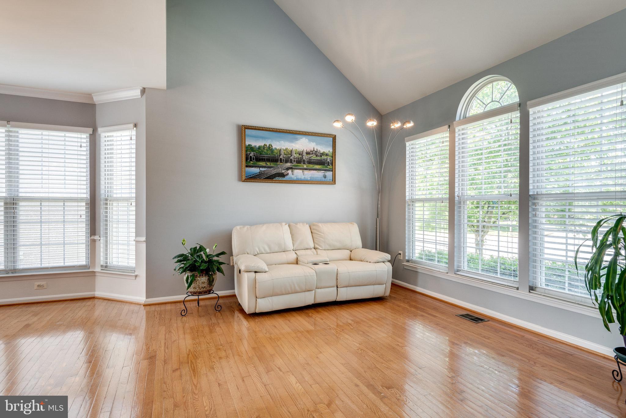 POTOMAC STATION - Residential