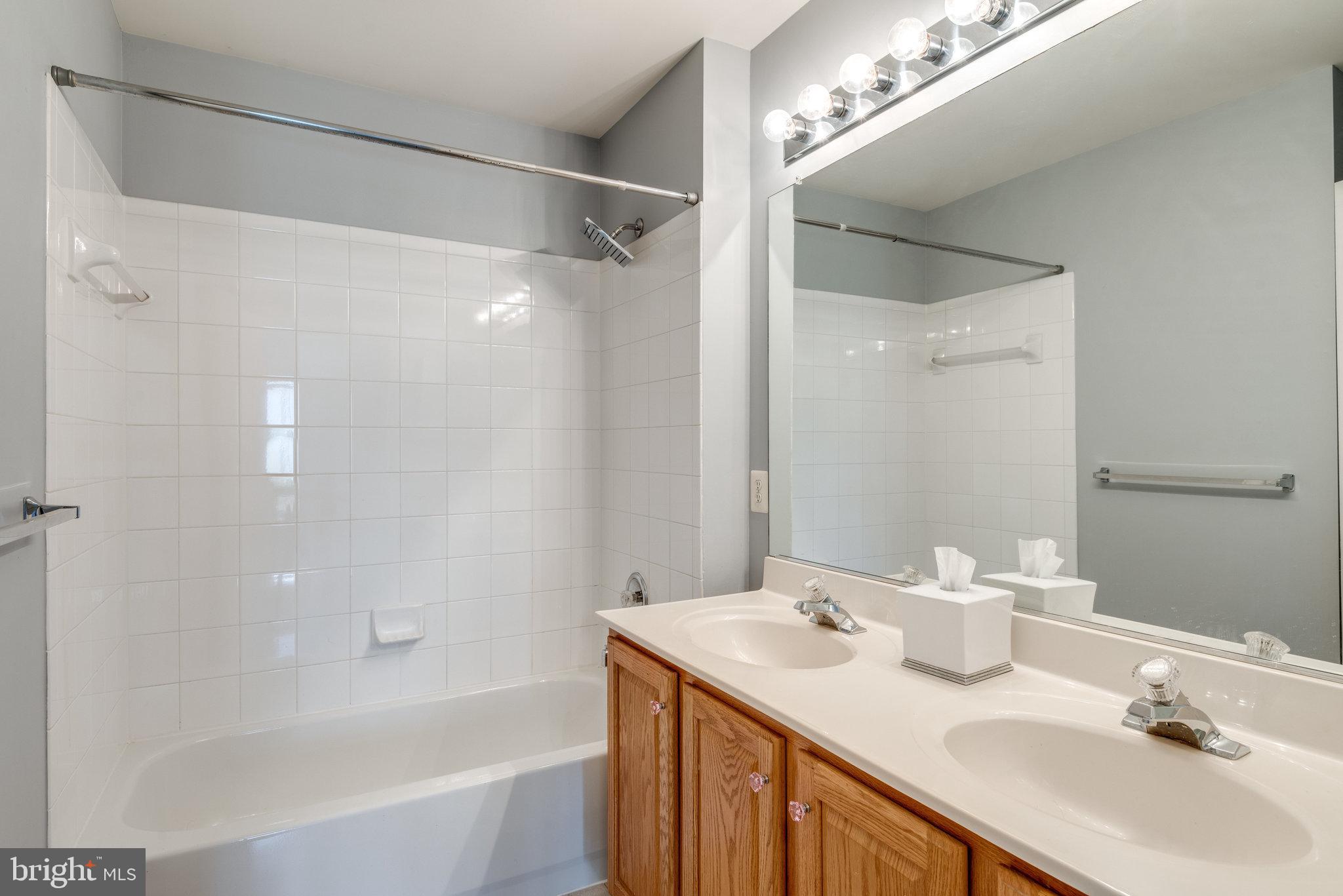 POTOMAC STATION - Residential