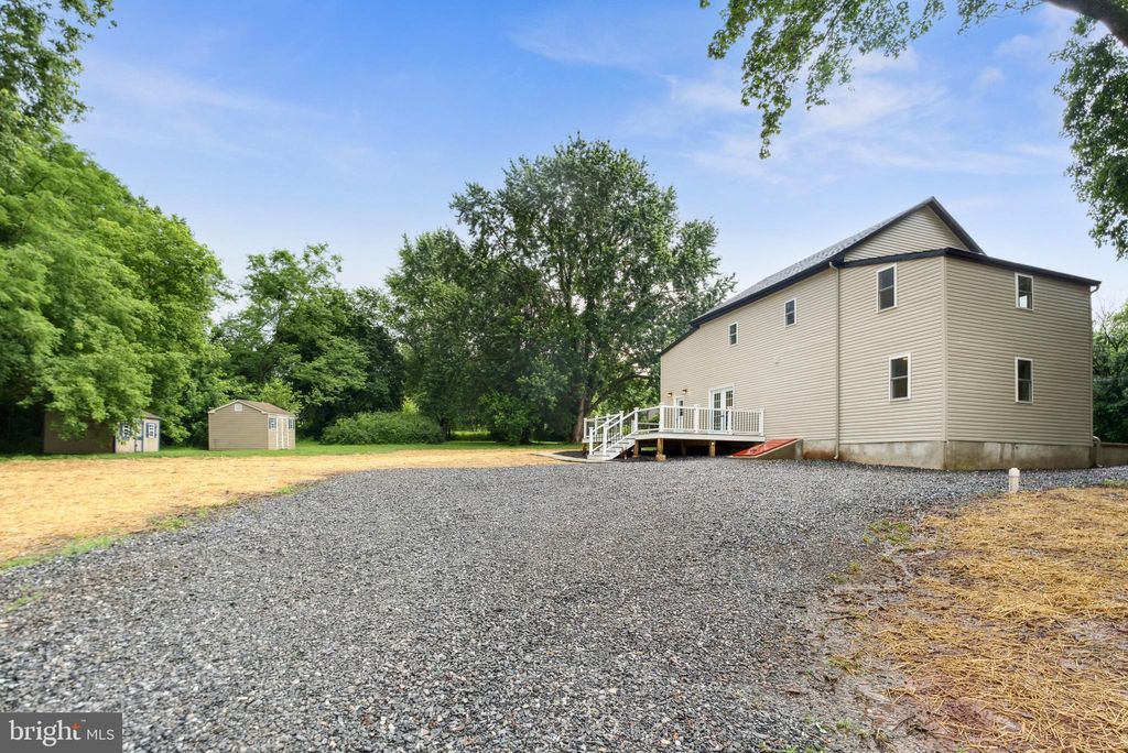 Photo of 1195 Trail Road N, ELIZABETHTOWN, PA 17022 (MLS # PALA2072456)