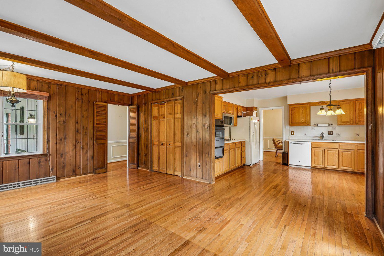 CAMELOT - Residential