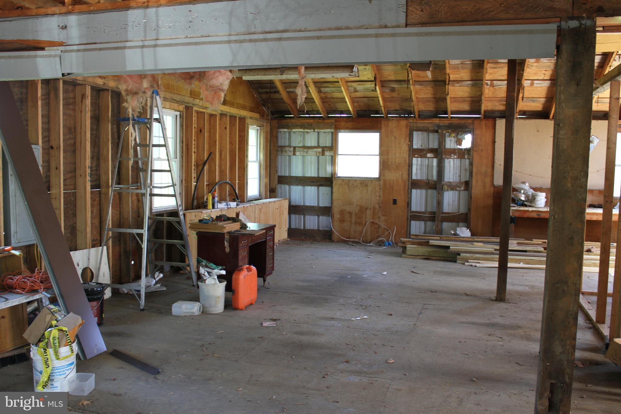 LOWER WINDSOR TWP - Residential