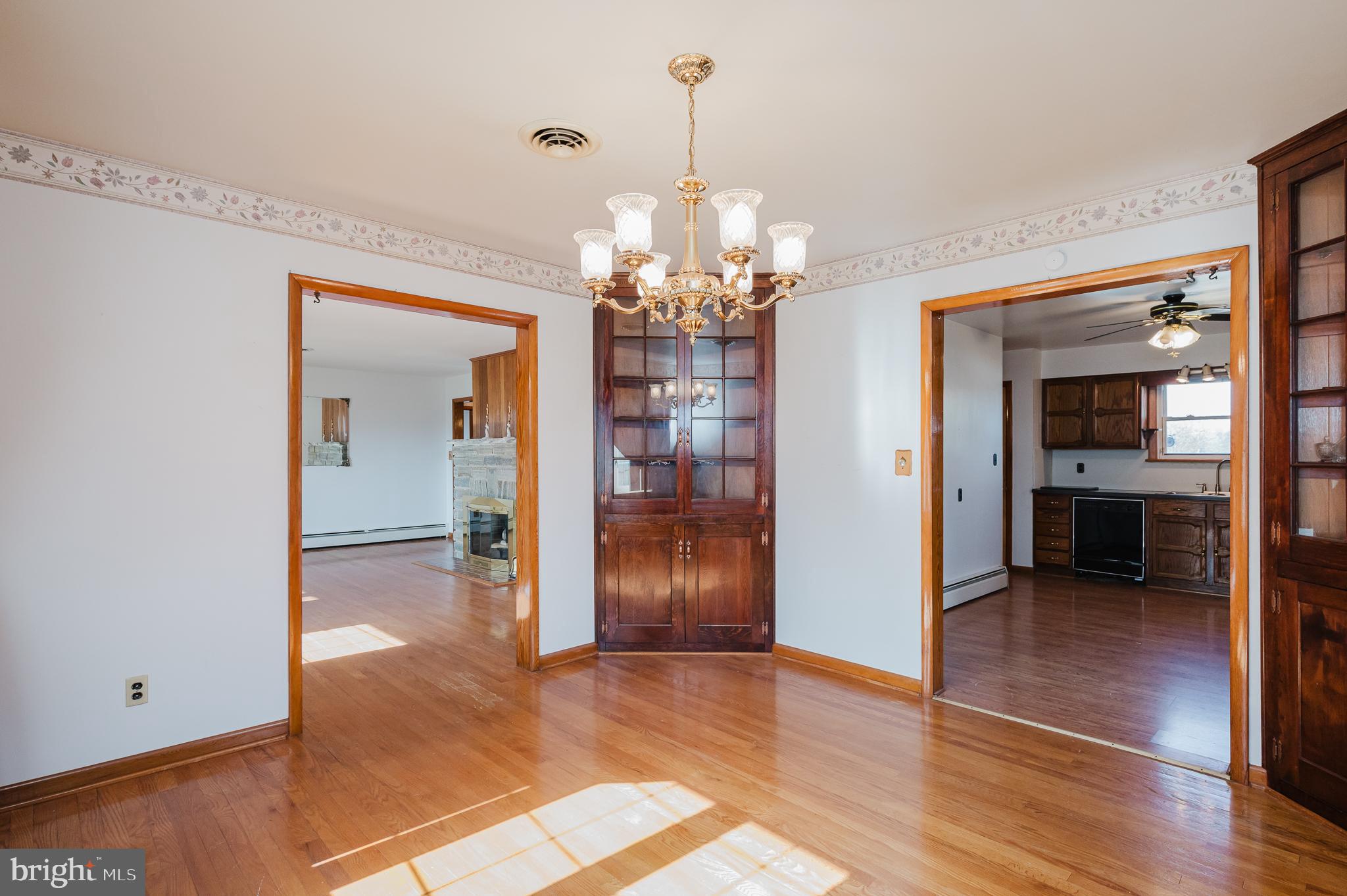 JARRETTSVILLE - Residential