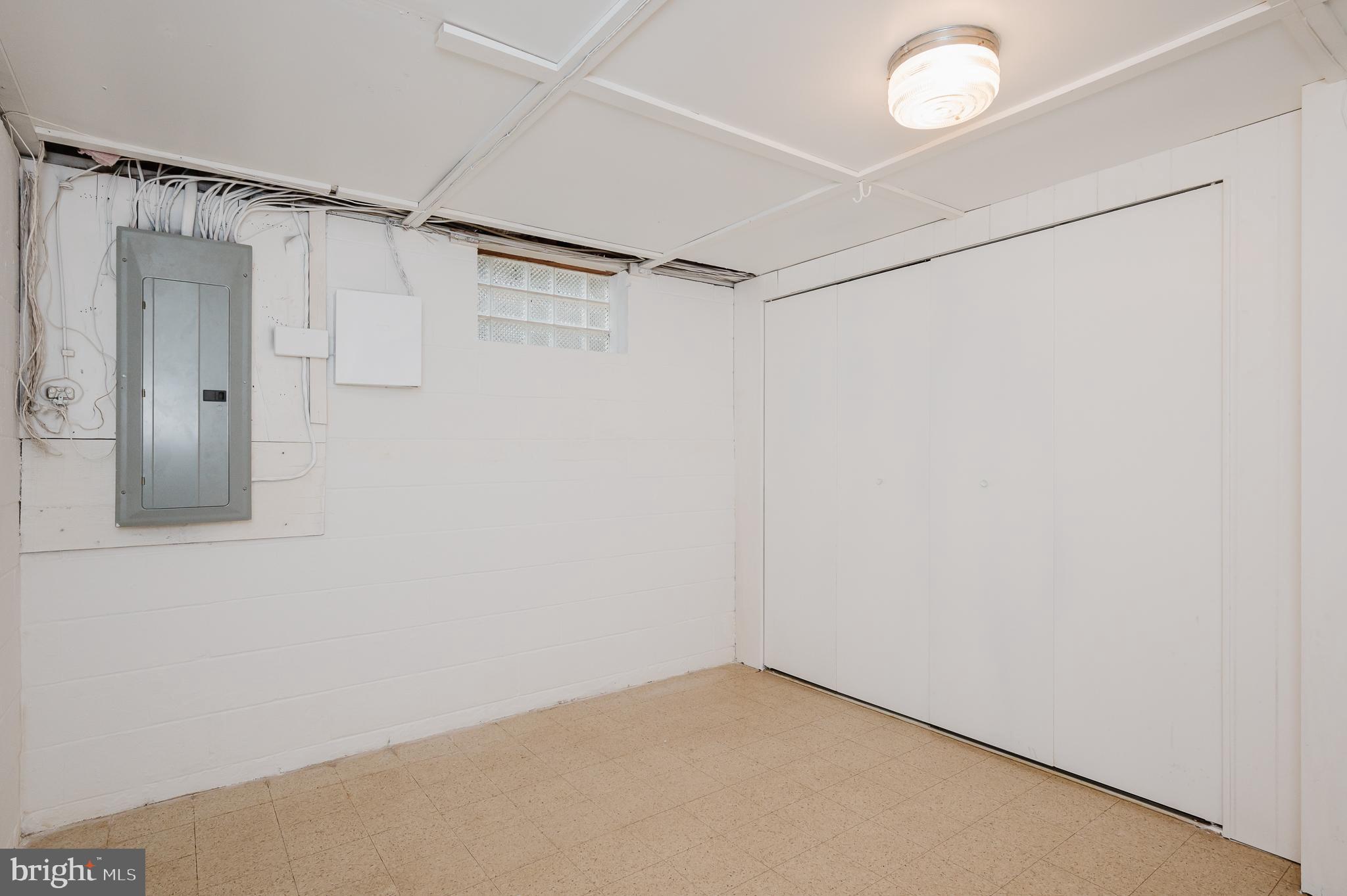 JARRETTSVILLE - Residential