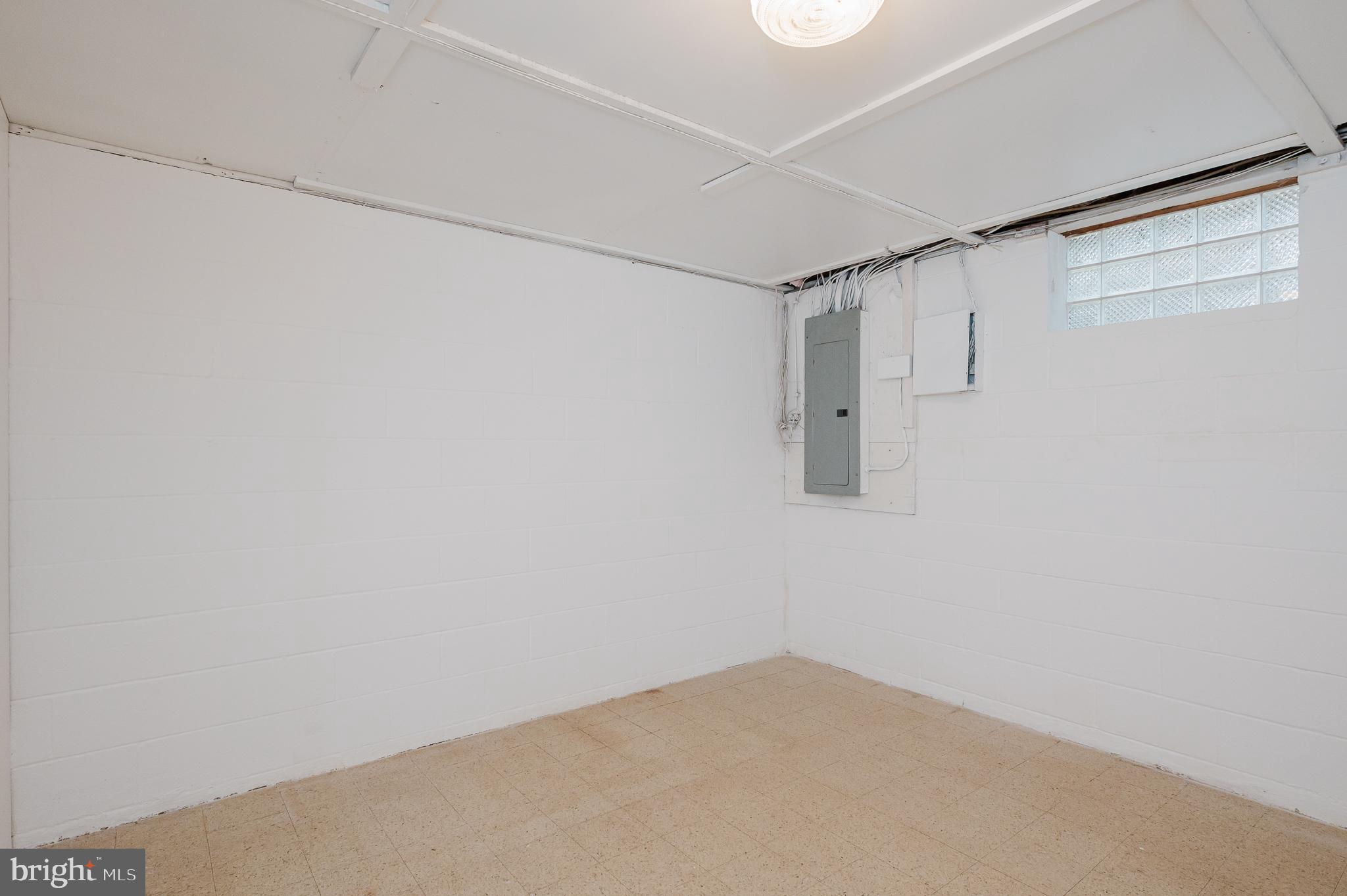 JARRETTSVILLE - Residential