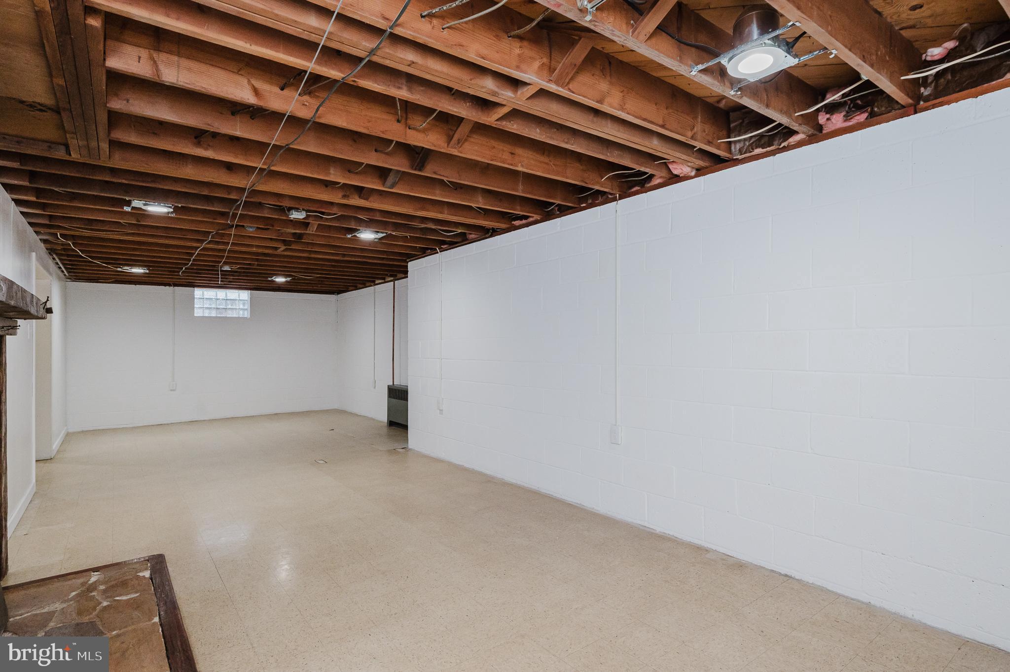 JARRETTSVILLE - Residential