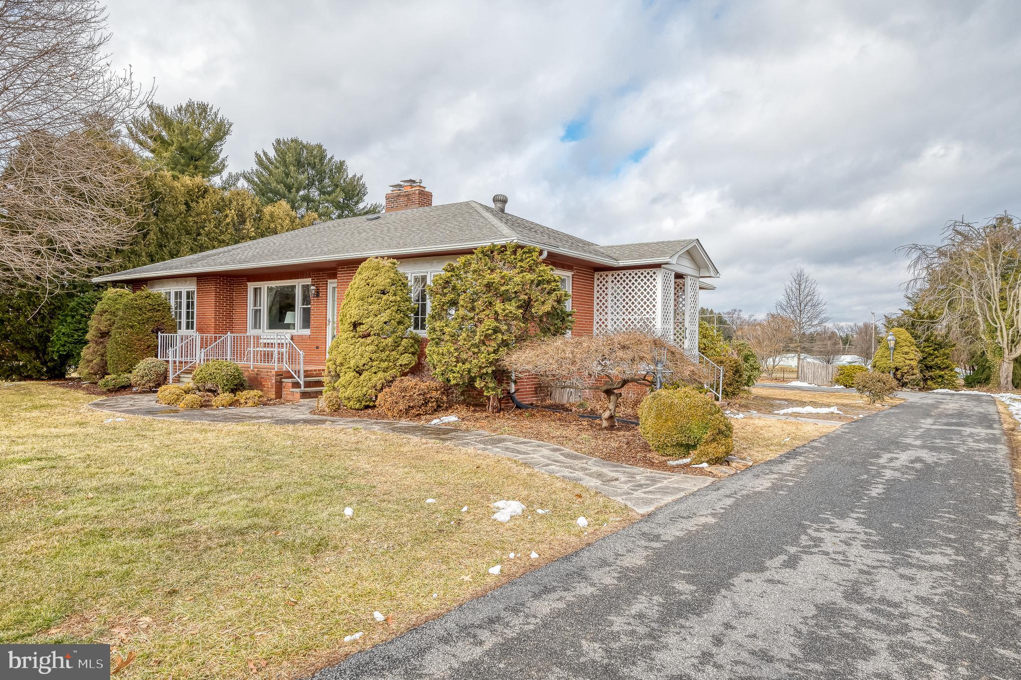 JARRETTSVILLE - Residential