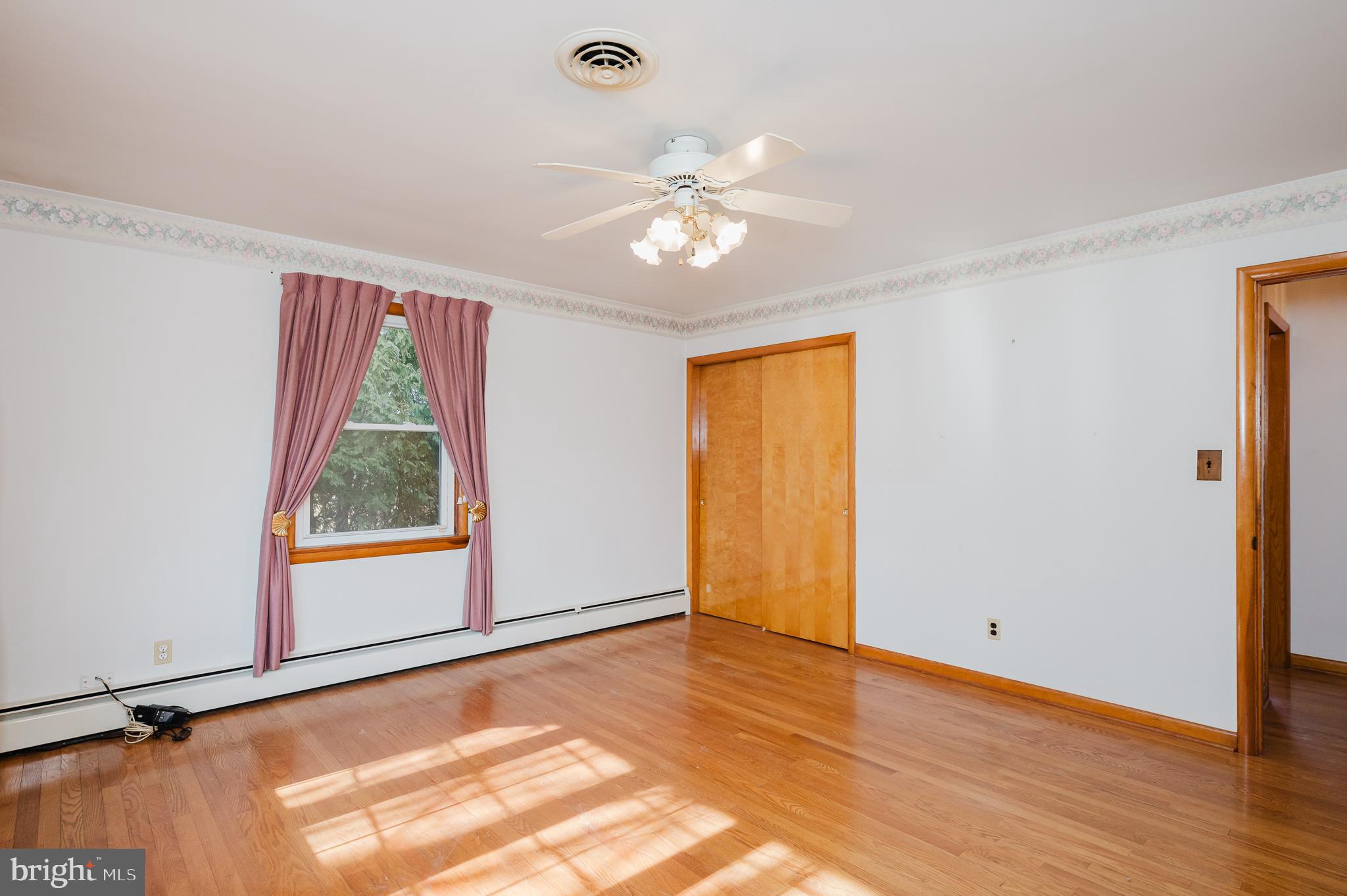 JARRETTSVILLE - Residential