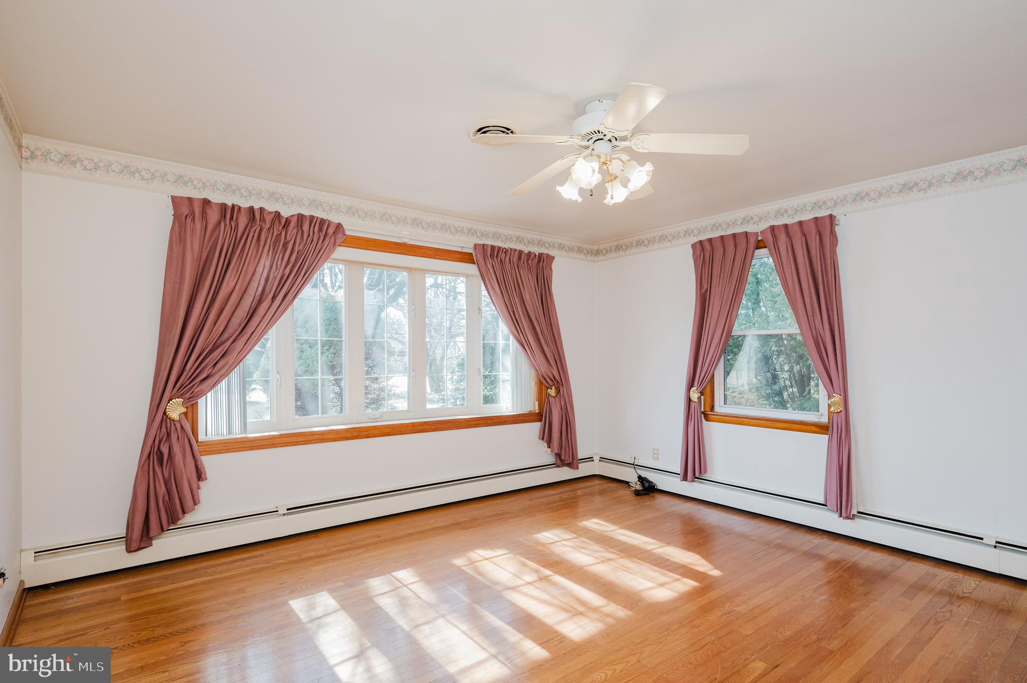 JARRETTSVILLE - Residential