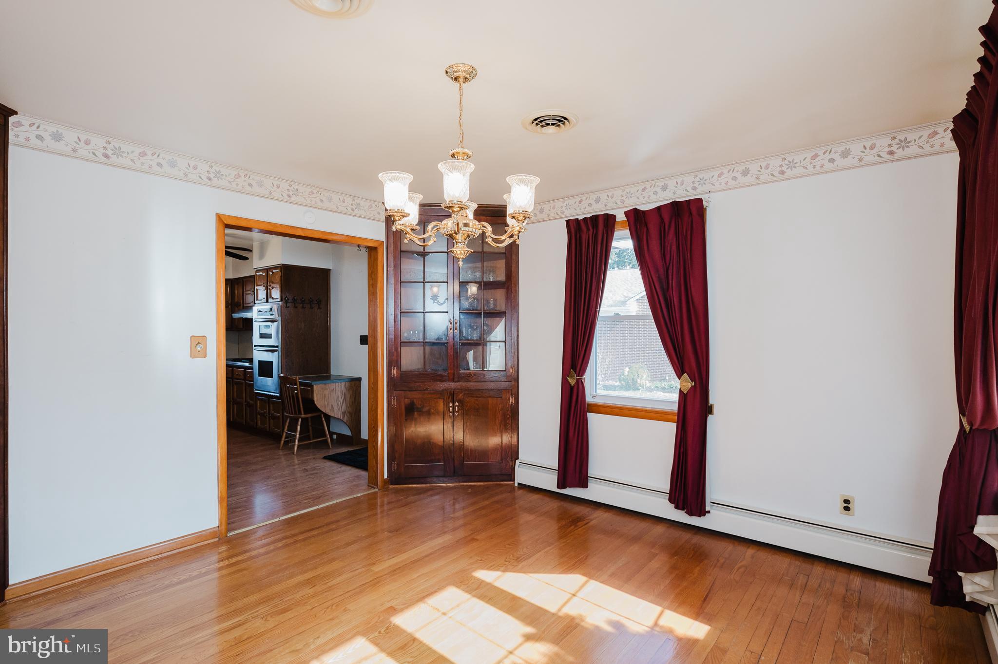 JARRETTSVILLE - Residential