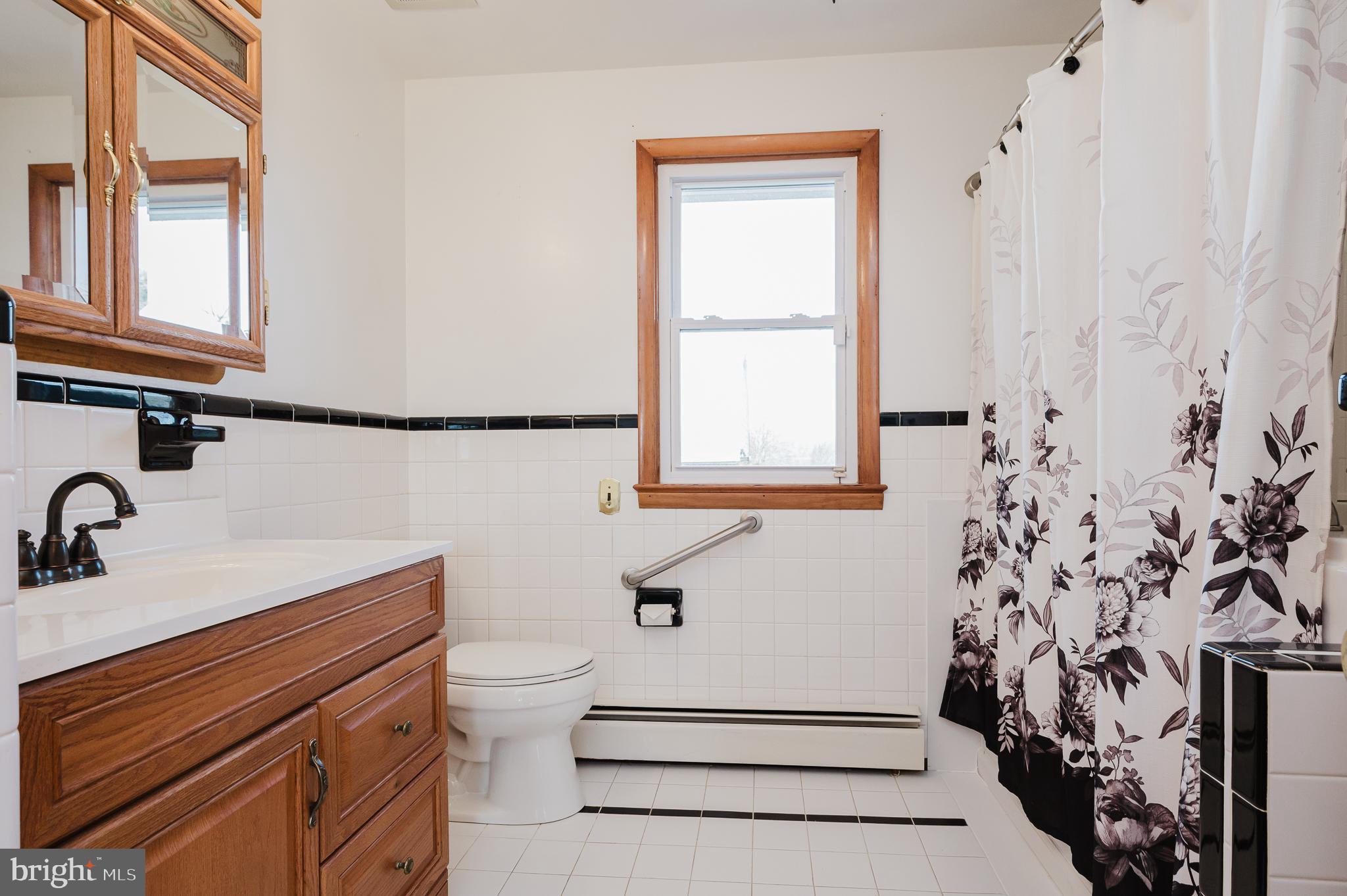 JARRETTSVILLE - Residential