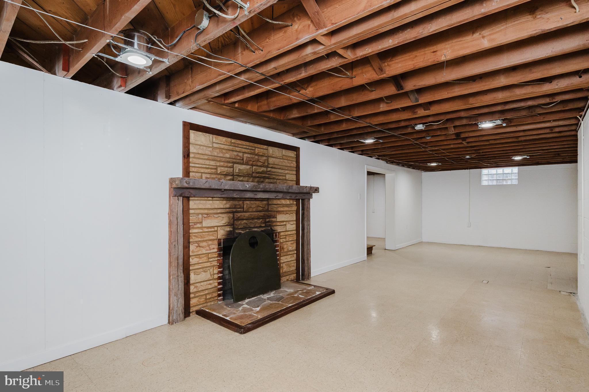 JARRETTSVILLE - Residential